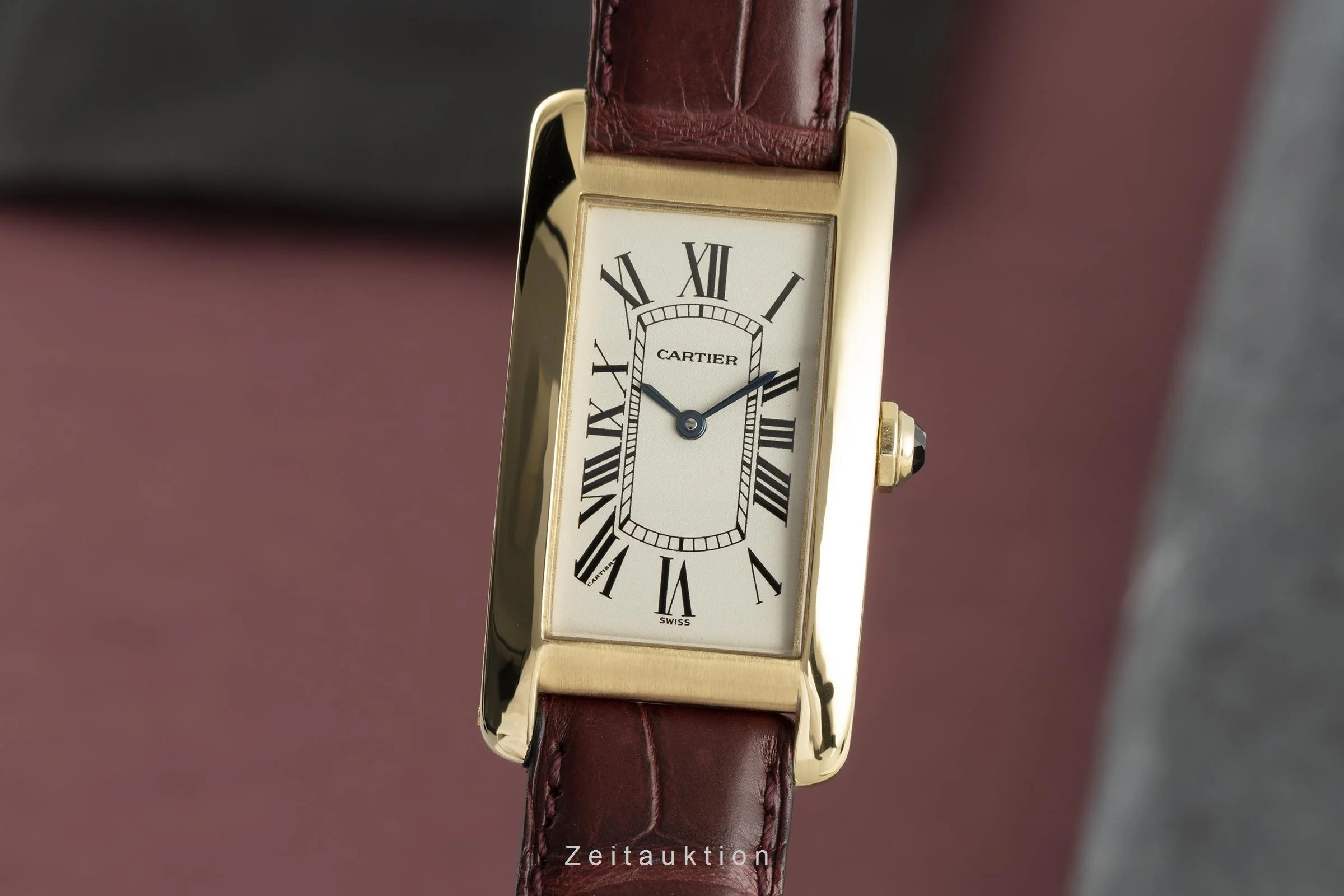 Cartier Tank Américaine 18 ct gold quartz unisex 1720 LP: 15400EUR  [2108204]